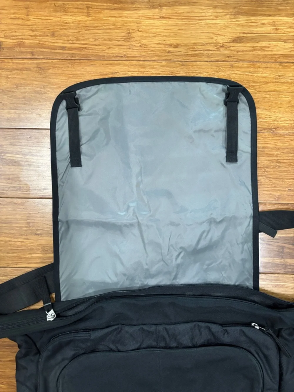 Jansport Black Messenger Laptop Bag Crossbody — Adjustable Strap